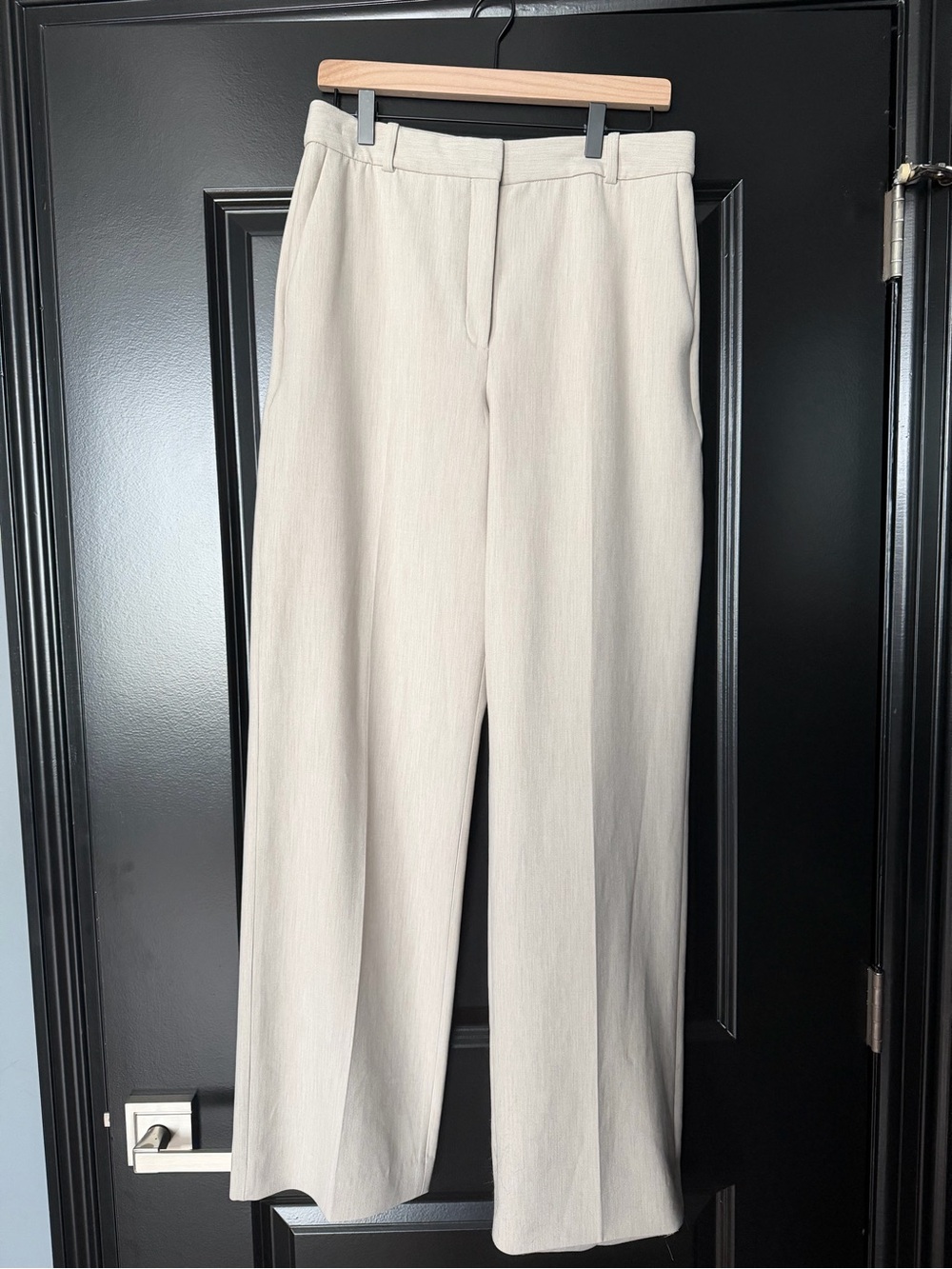 Aritzia Agency Pant in Heather Matte Pearl